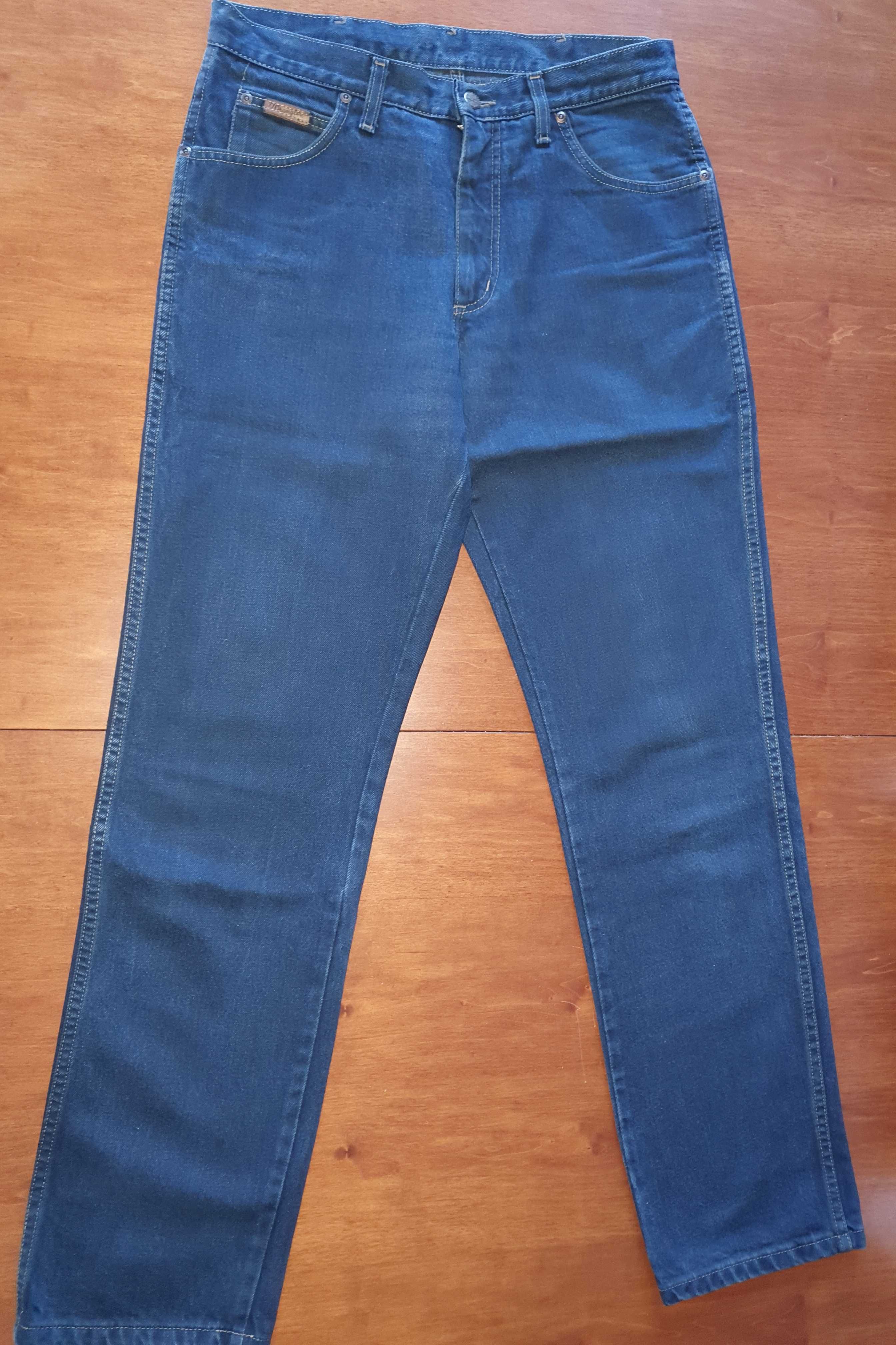 Spodnie dżinsy Wrangler W33 L34