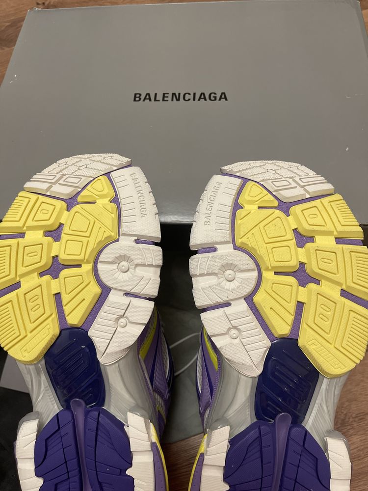 Кросівки balenciaga runner 2