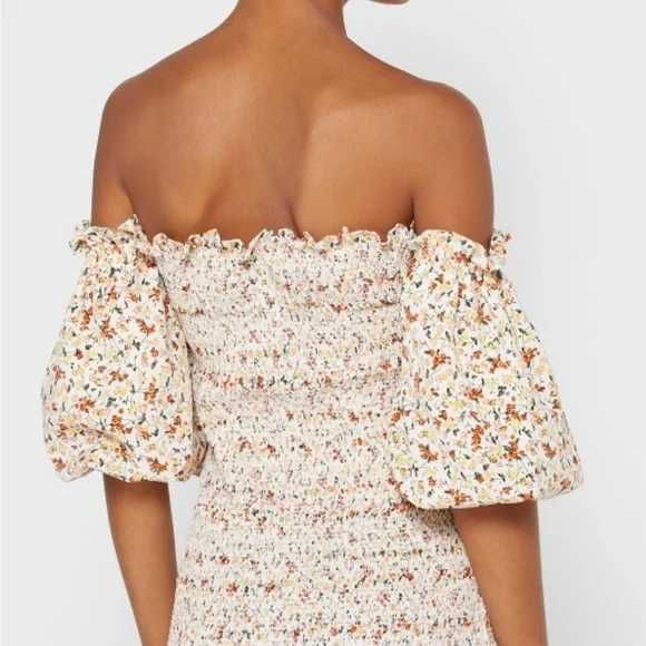 Красивий сарафан жатка з квітами Topshop розмір S