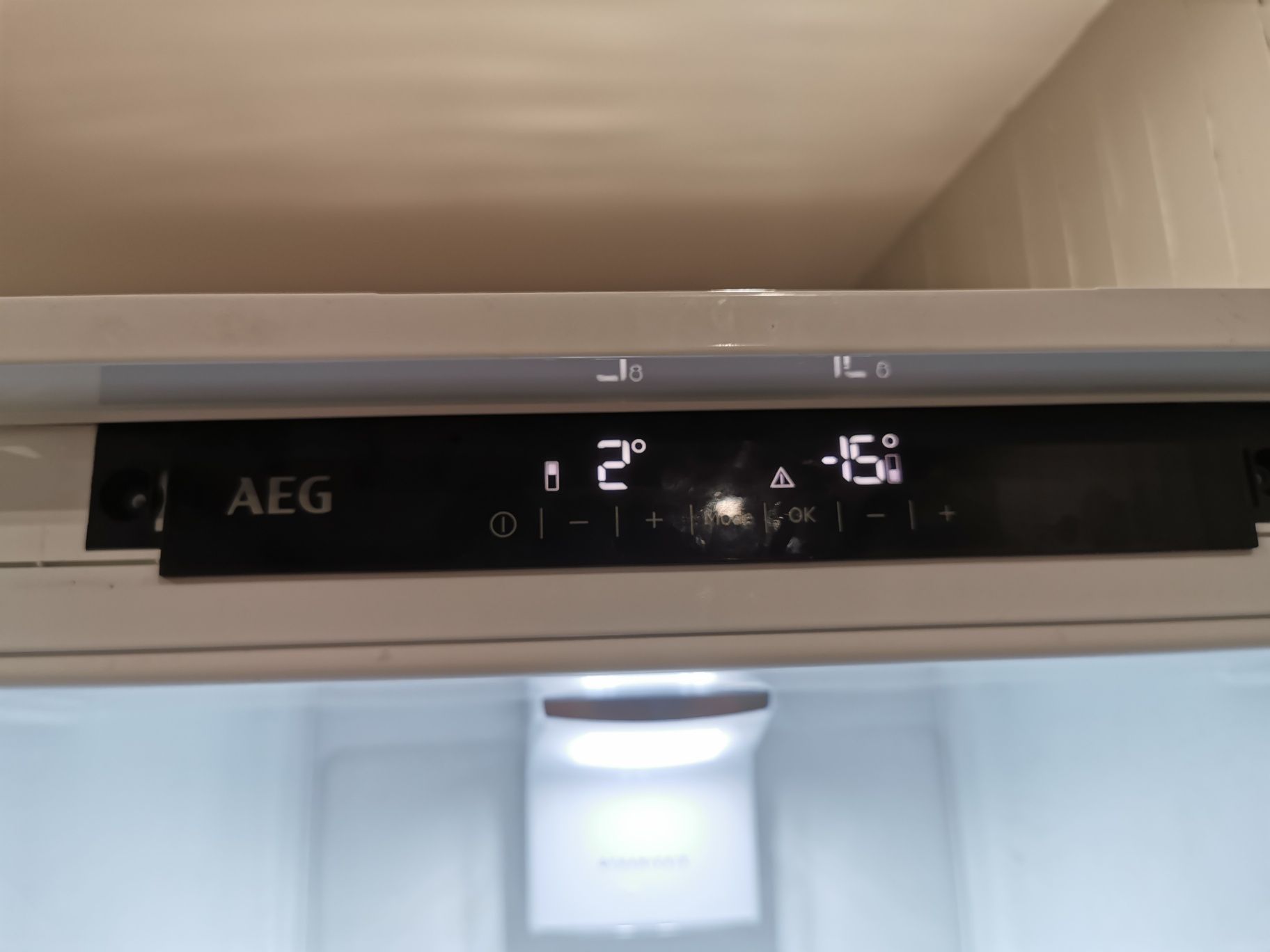 Panel sterujący do lodówki AEG