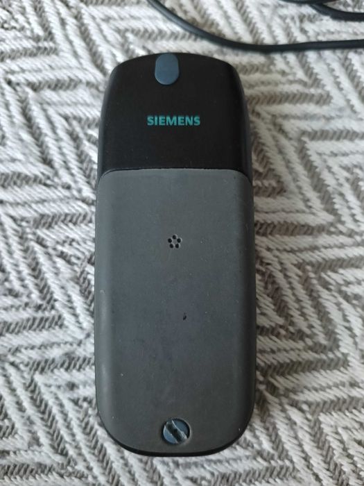 Telefon komórkowy Siemens M35i - klasyk dla kolekcjonerów