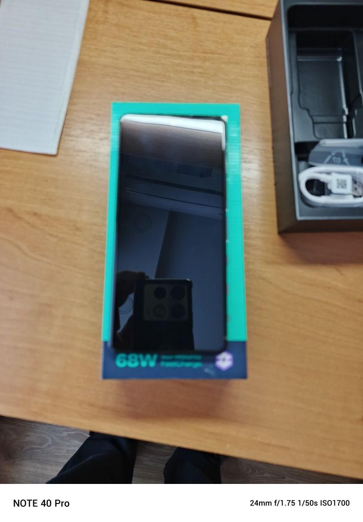 Infinix NOTE 30 PRO black 8+8/256 (+ чехли і плівки захисні)