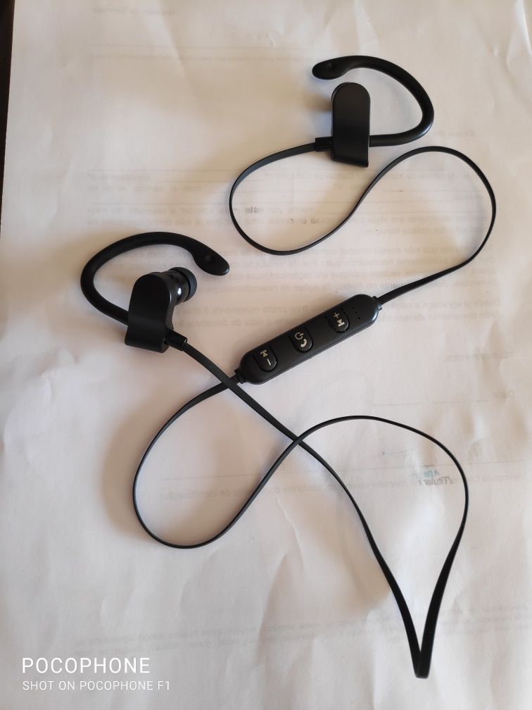 Auriculares desportivos wireless