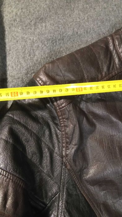 Куртка чоловіча шкіряна, розмір L
