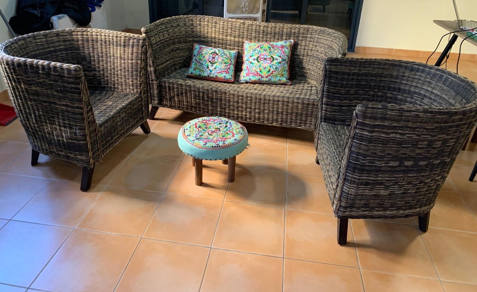 Conjunto sofá  mesa cadeiras de vime para jardim interior exterior
