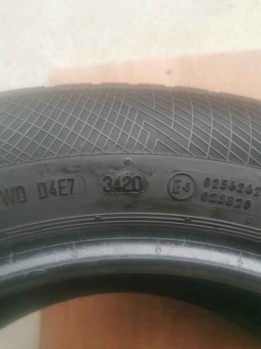 Opony zimowe Continental 205/60 R16