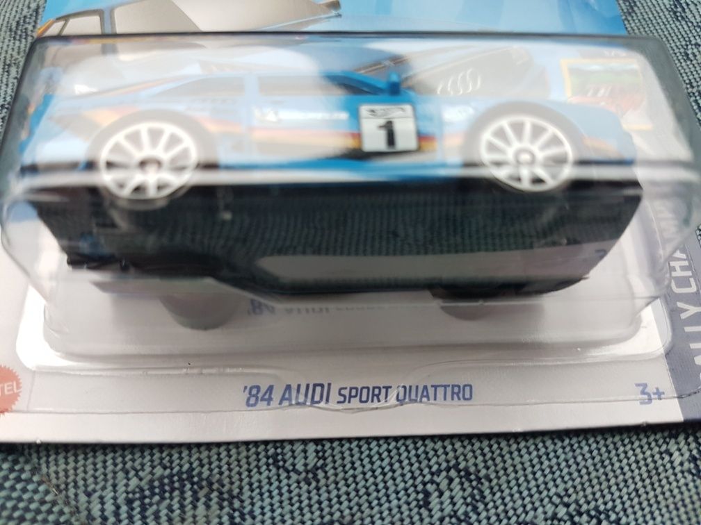 Audi Qattro sport resorak