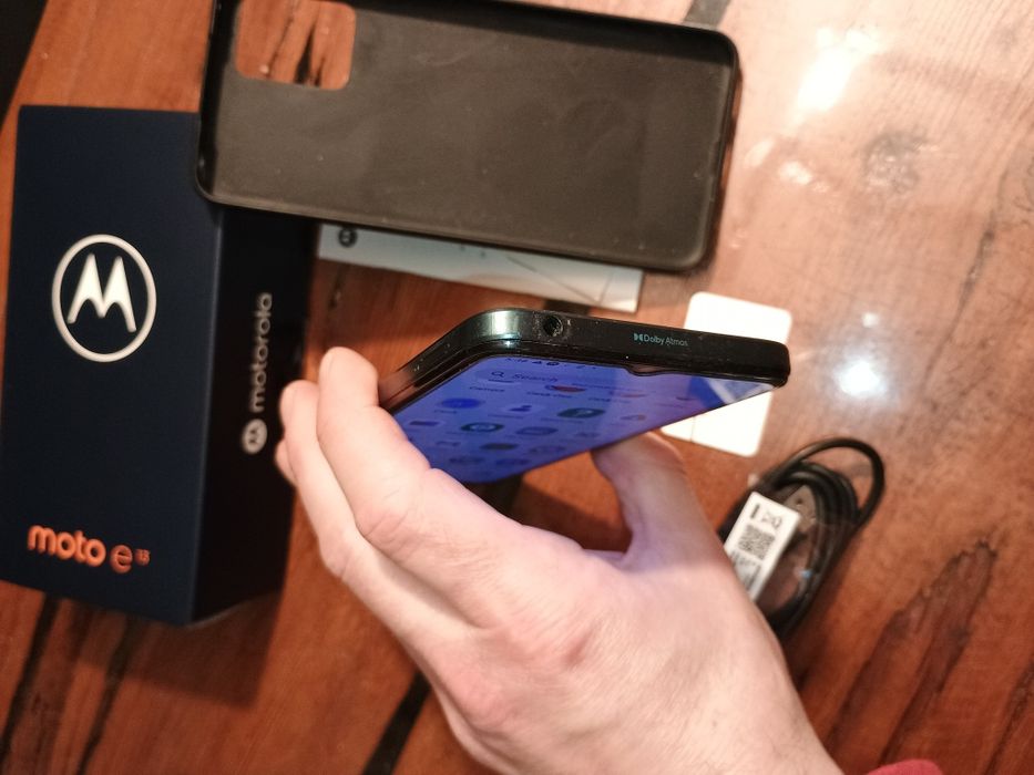 Motorola Moto e13. 64 Gb. Чудовий стан