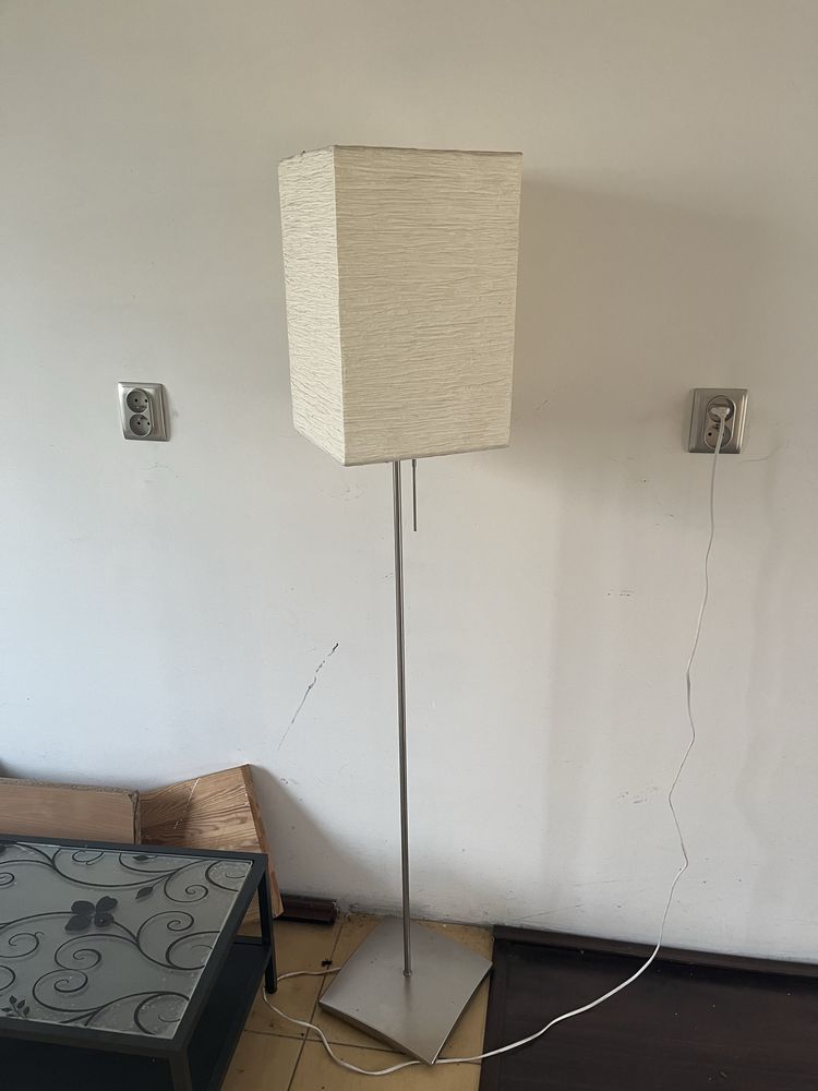 Lampa stojąca…………