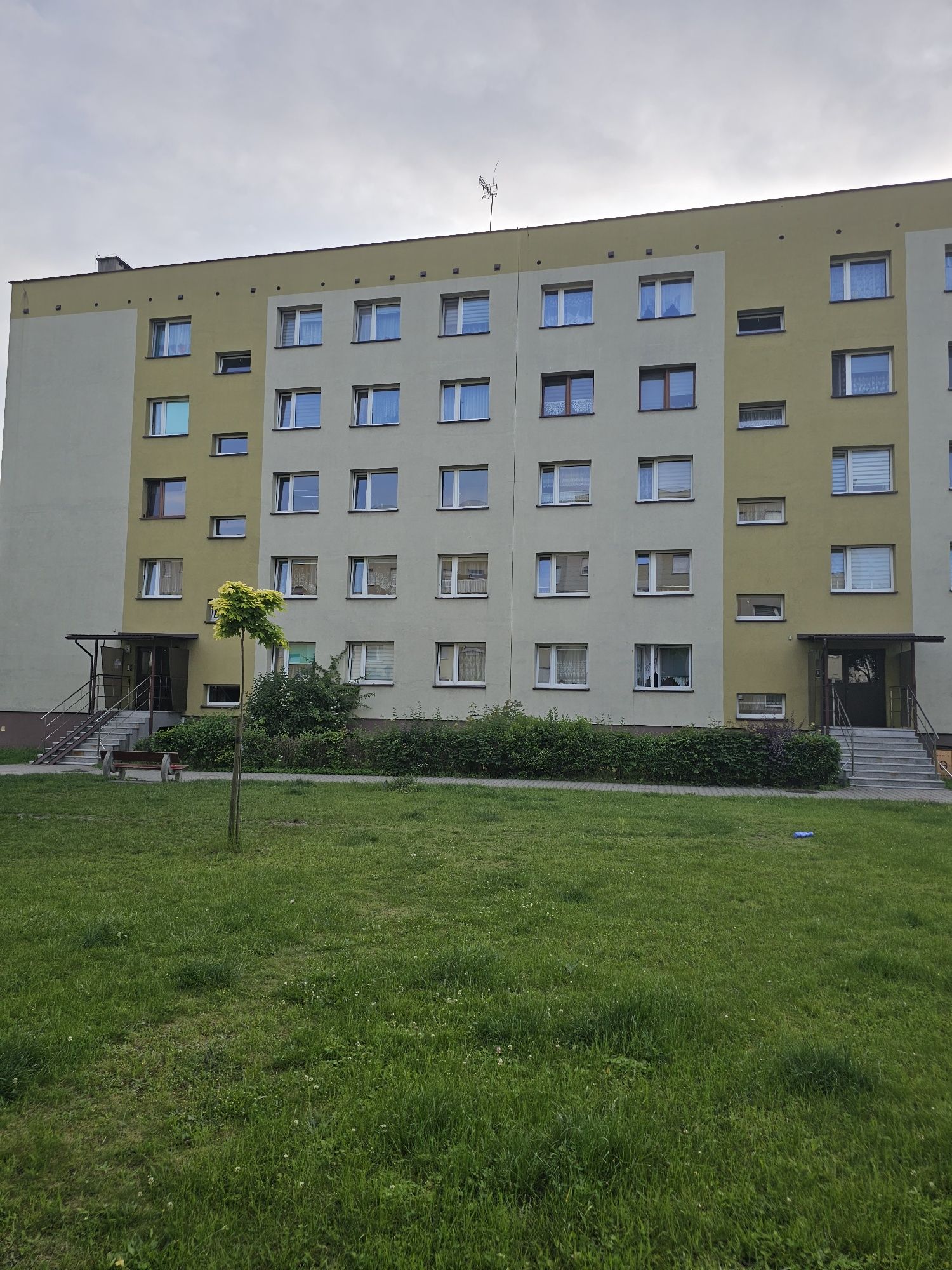 Bez pośredników. Sprzedam mieszkanie po remoncie.