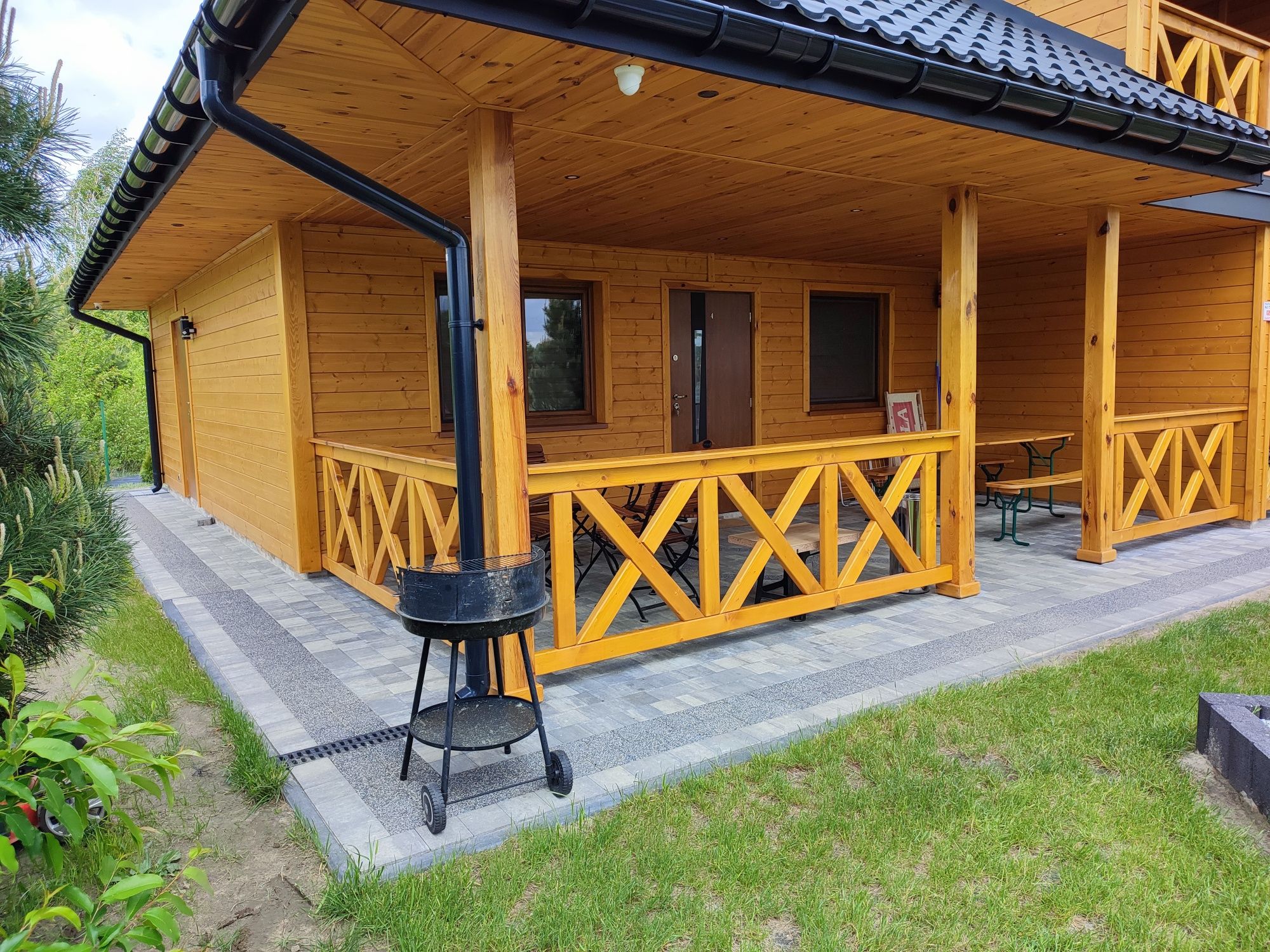 Domy SPA SAUNA oraz JACUZZI, cymbergaj Okuninka J Białe