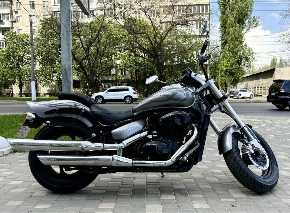 Очень красивый мот Suzuki Boulevard