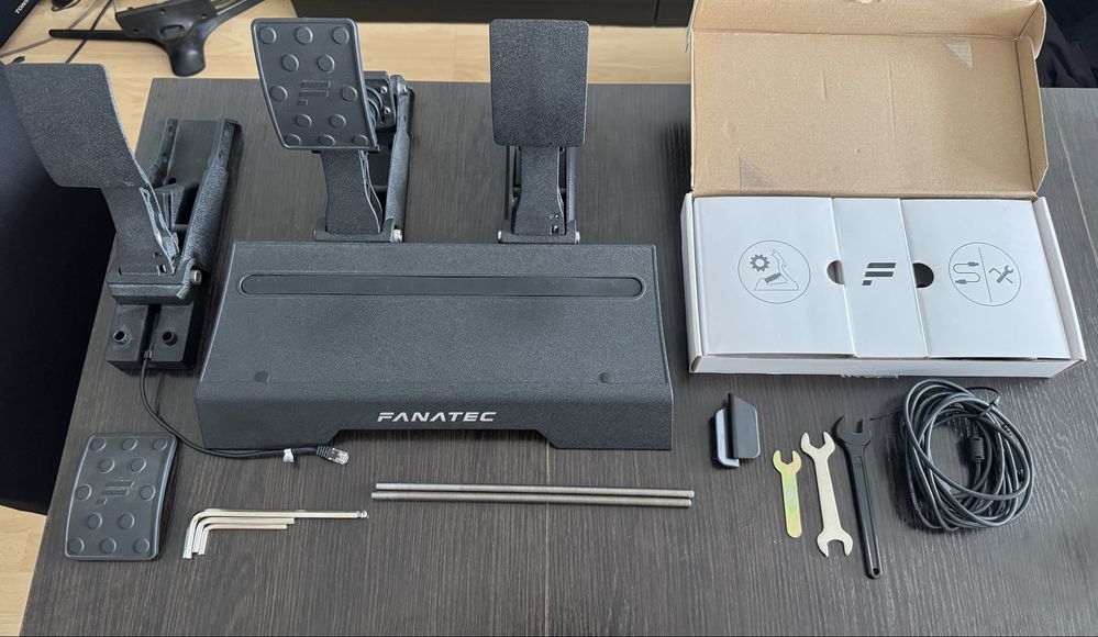 V2 Fanatec pedały