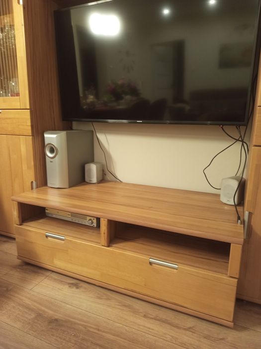 Zestaw mebli do salonu pokoju,  witryny fronty z drewna