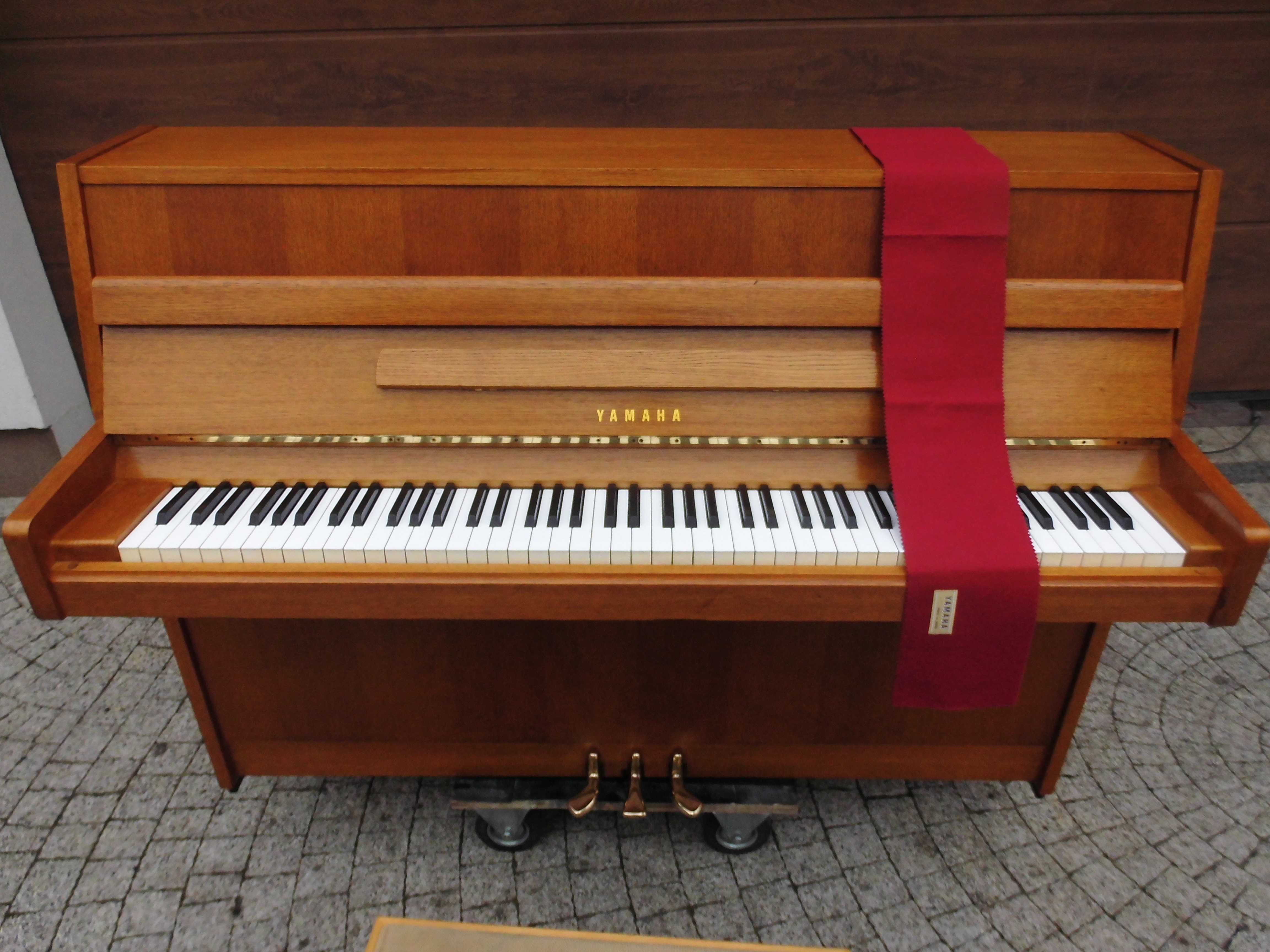 Pianino Japan oryginał Yamaha C108 na gotowo z transportem wstawieniem