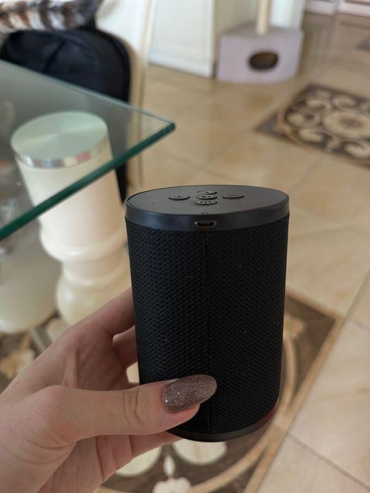 Нова портативна колонка HAVIT