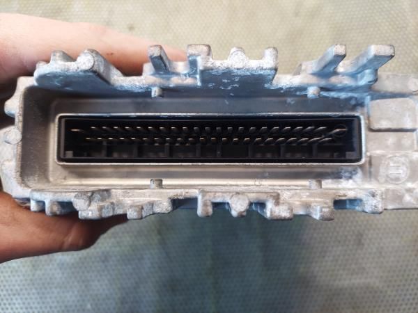 Centralina motor / ECU VOLKSWAGEN Golf III (1H1)