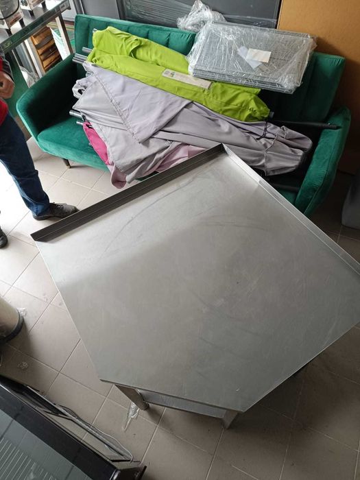 stół narożny ze stali nierdzewnej 90x90