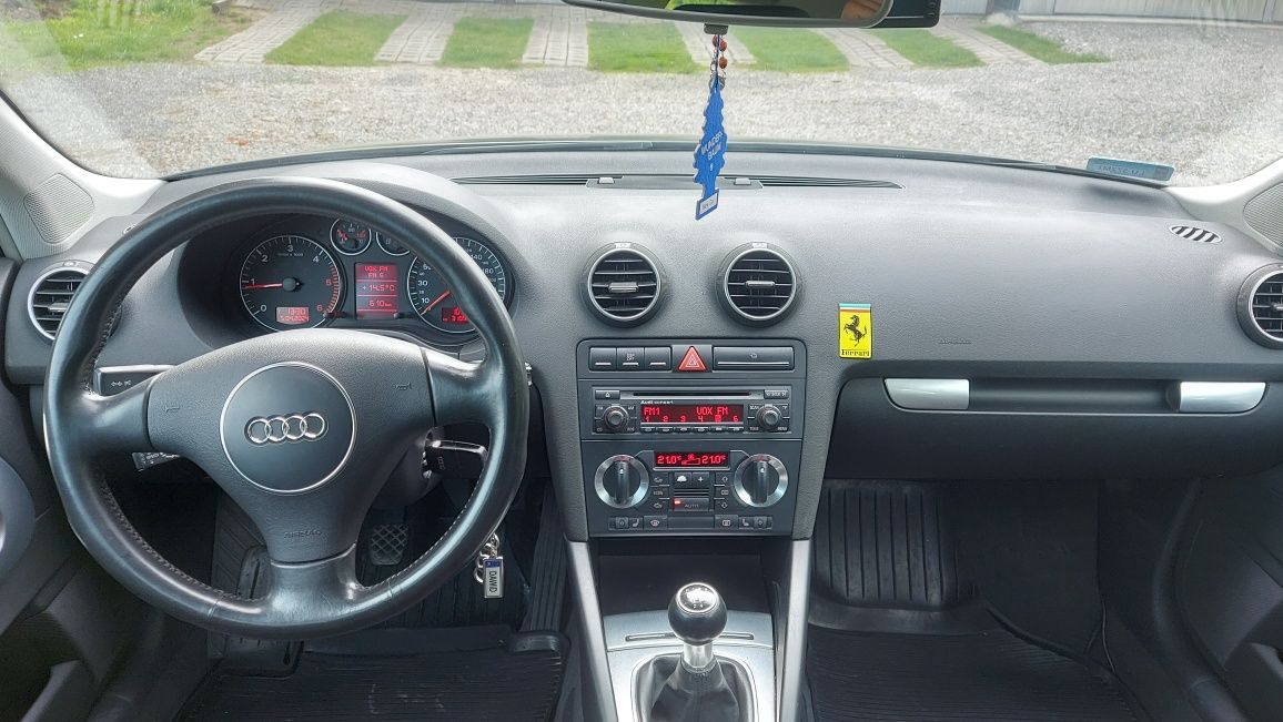 Audi A3 8P 2005 1.9 TDI 105 KM