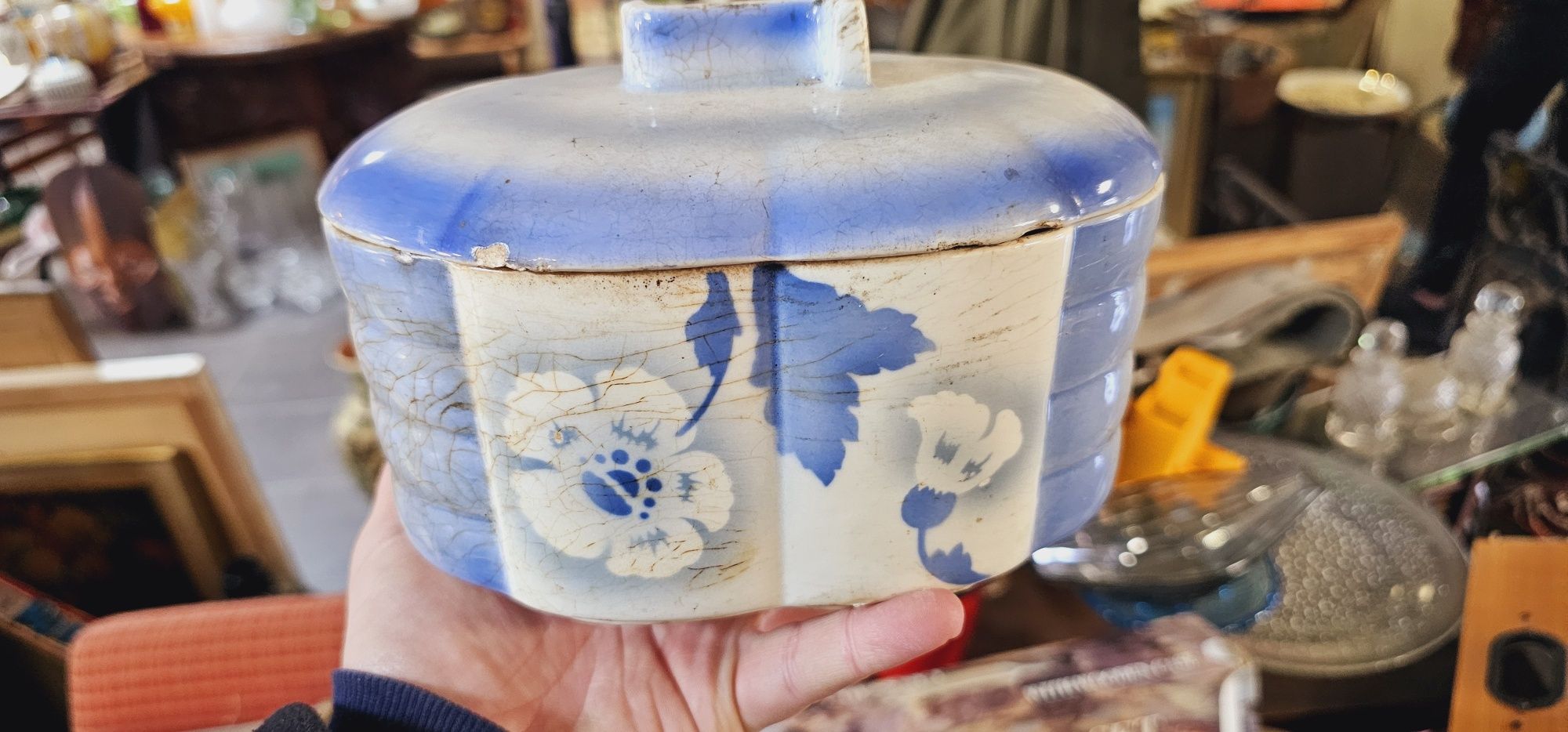 Stary, przedwojenny, ceramiczny pojemnik