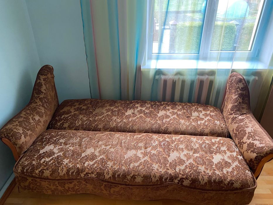 Диван книжка