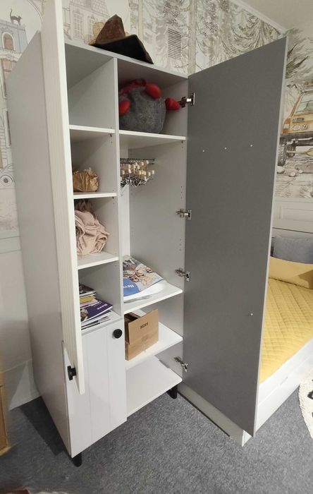 Zestaw mebli - chłopiec/ nastolatek łóżko szafa biurko szare