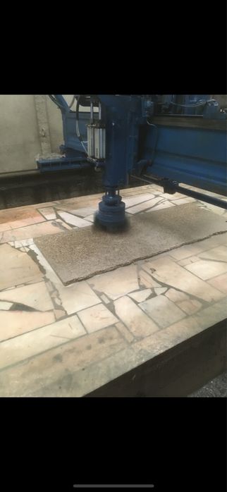 Maquina de polir granitos automatica