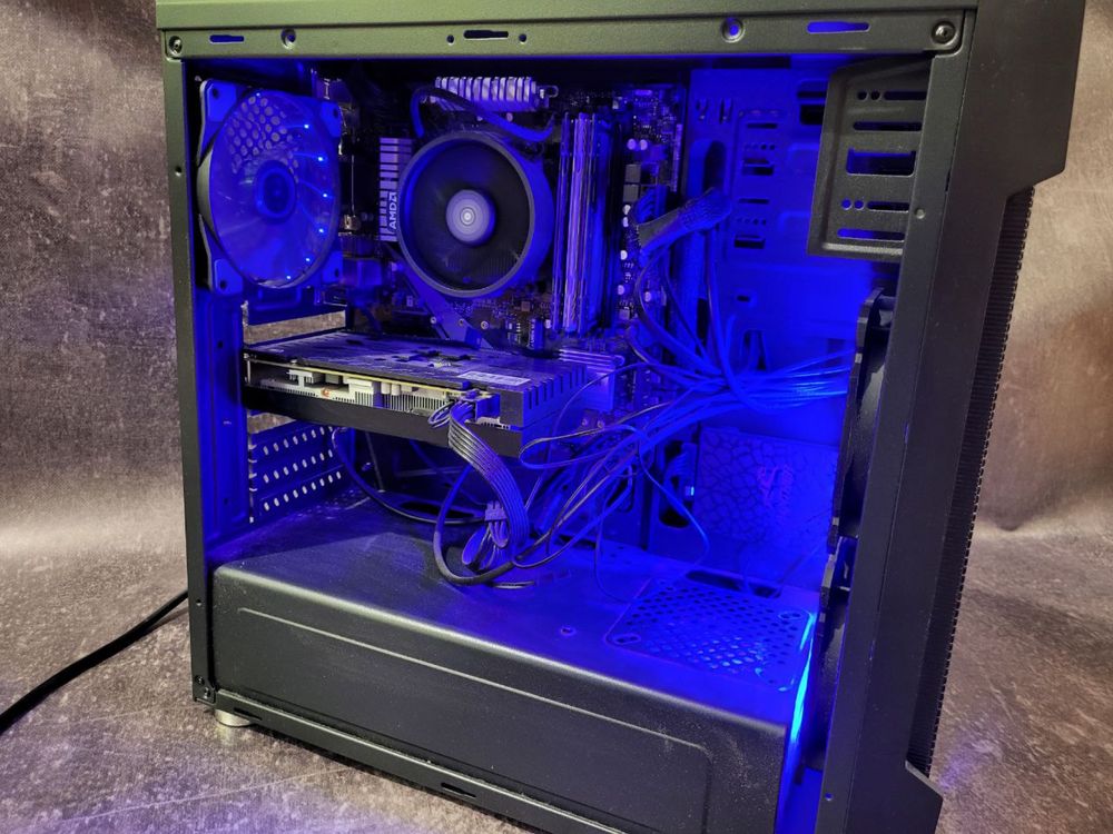 Комп'ютер: B450M Pro4 +AMD Ryzen 5 1600 + RAM 12 + SSD 500 + RX 5500XT