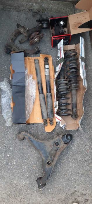 Запчастини для Мітсубісі Паджеро Вагон 3