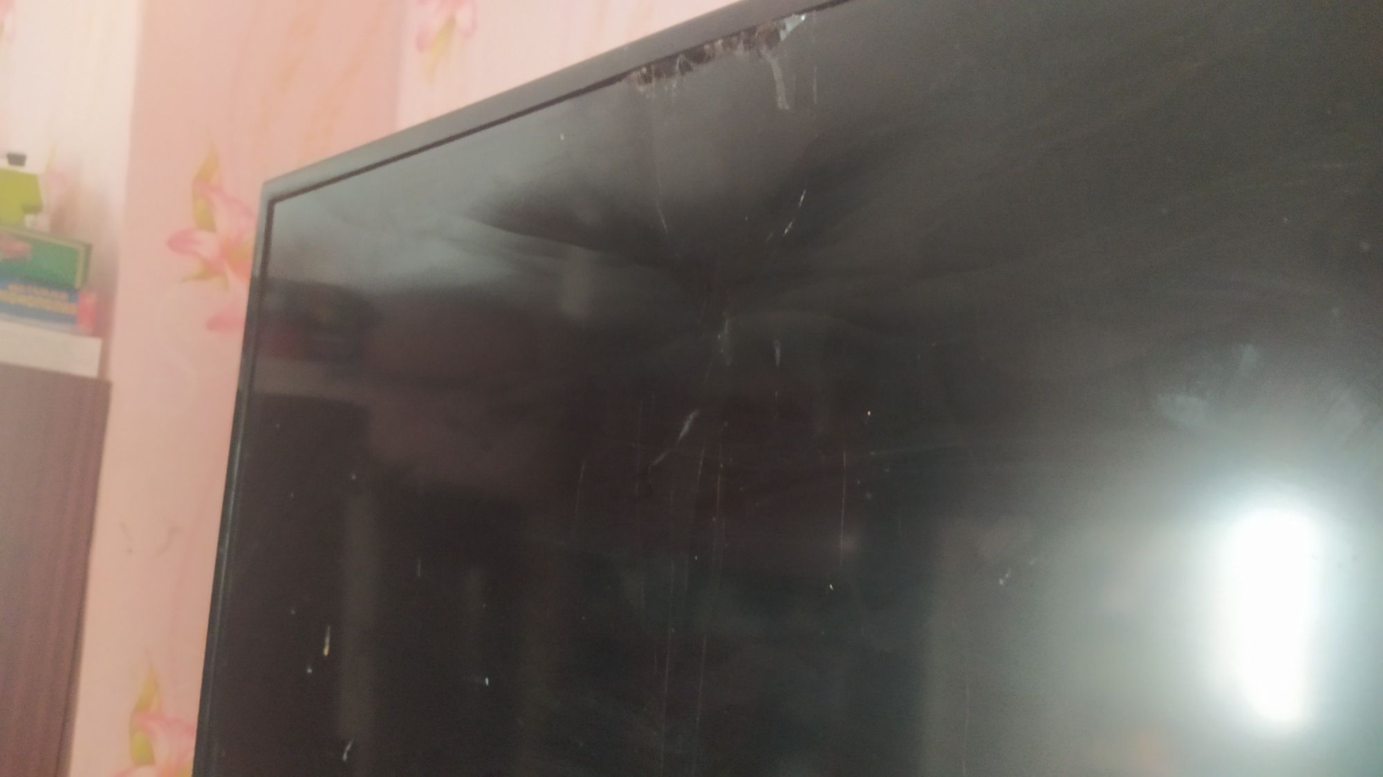 Телевізор Samsung на запчастини або під ремонт