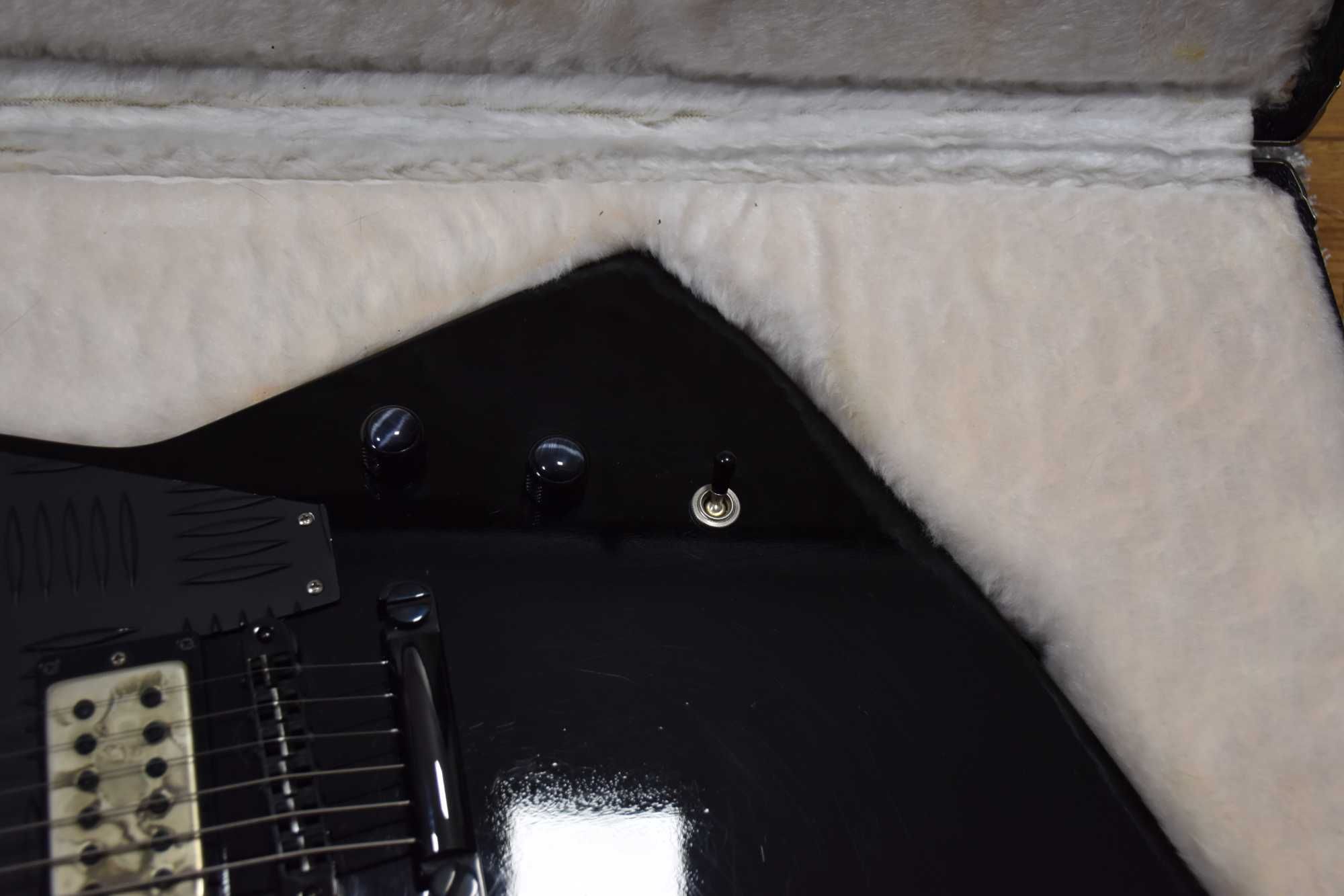 Gibson Explorer 2010 Black Customized