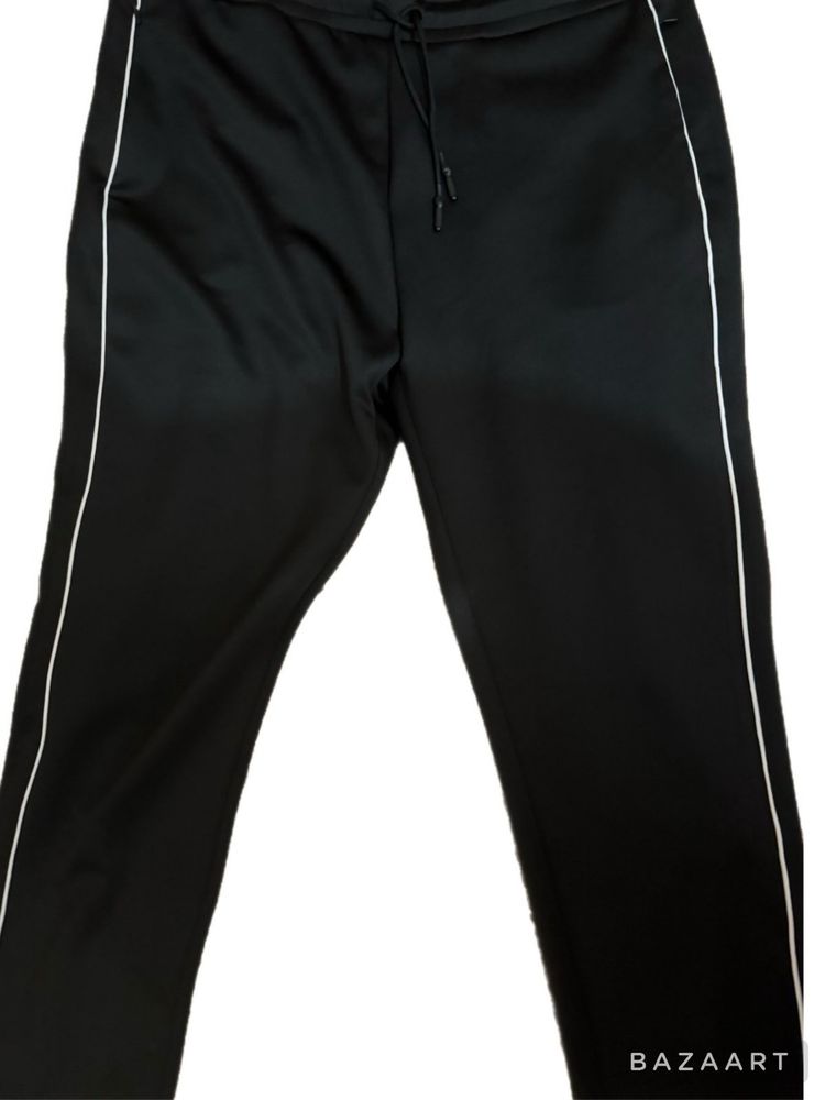 Продам спортивні штани KARL LAGERFELD PARIS Men's Slim-Fit Scuba