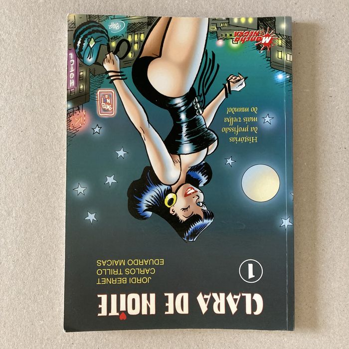 Clara de Noite — vol 1 (ed Mancha Negra)