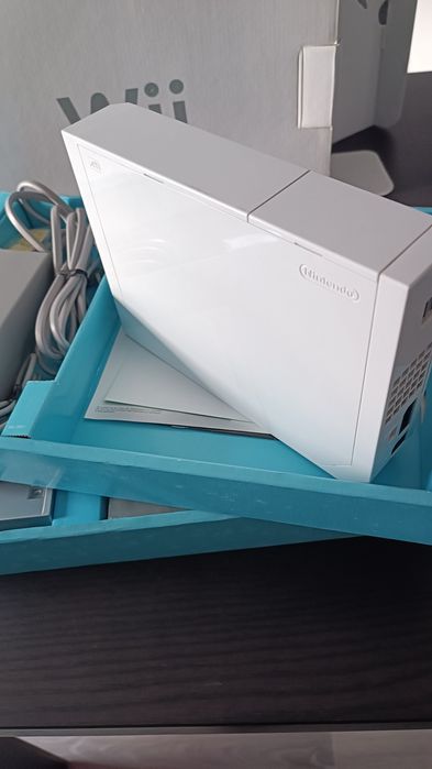 Consola Wii completa na caixa como nova