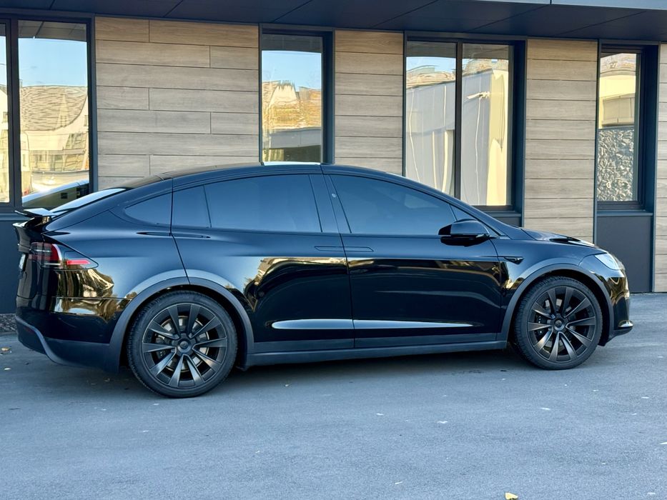 Продам Tesla model X