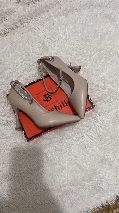 Туфли лодочки в идеальном  состоянии