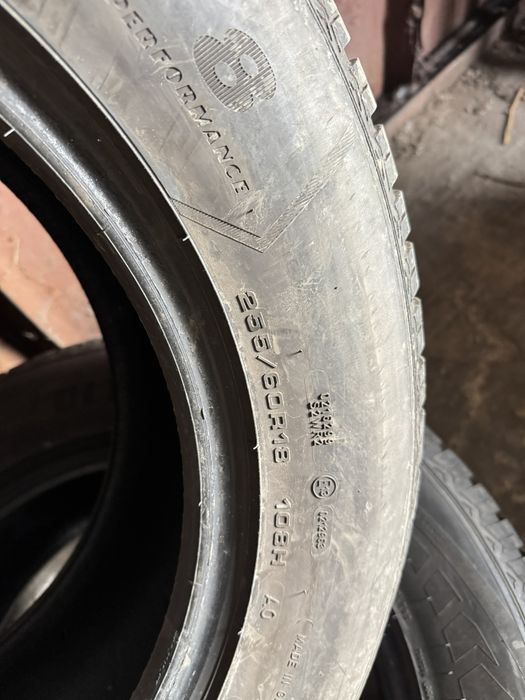 255 60 R18 Good Year комплект зима 4шт