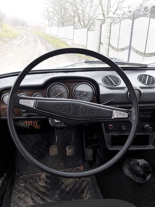 Продам автомобиль ВАЗ 2106