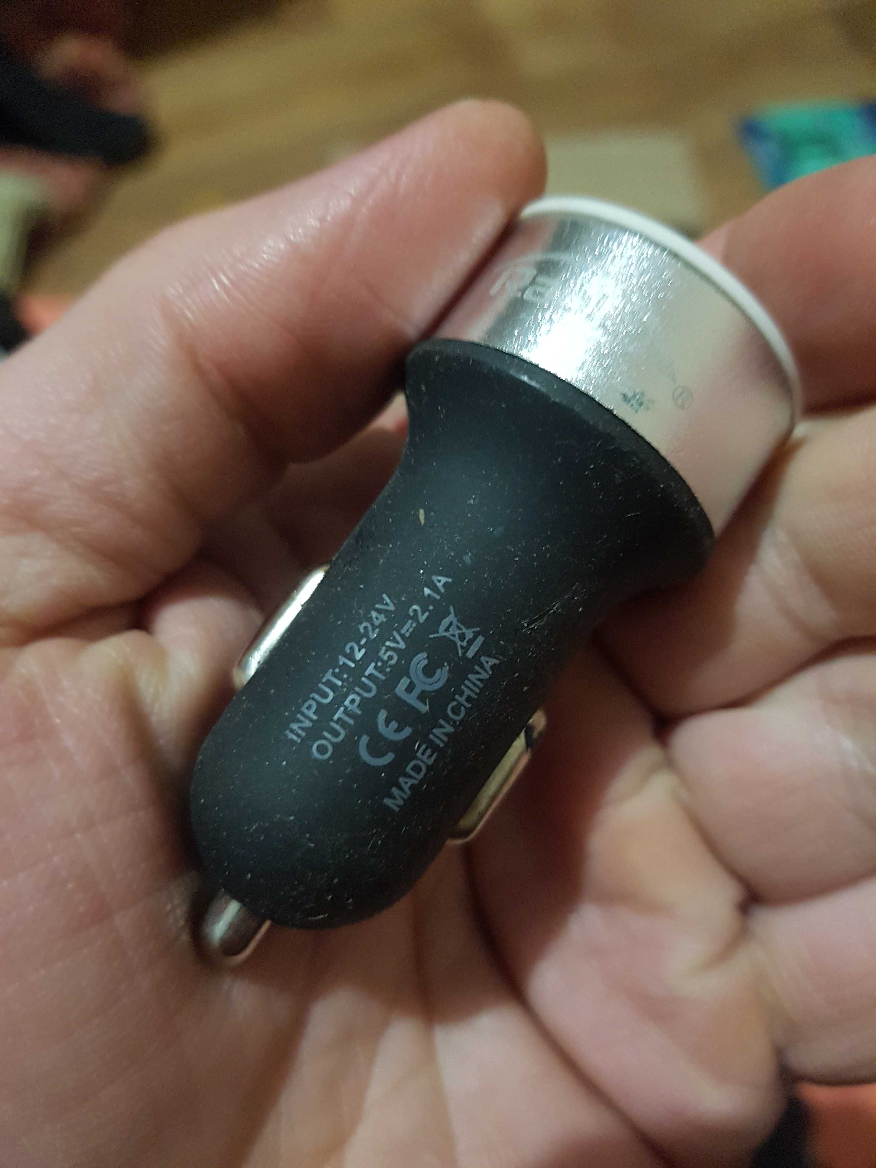 Авто зарядка Rablex 5v 2,1A