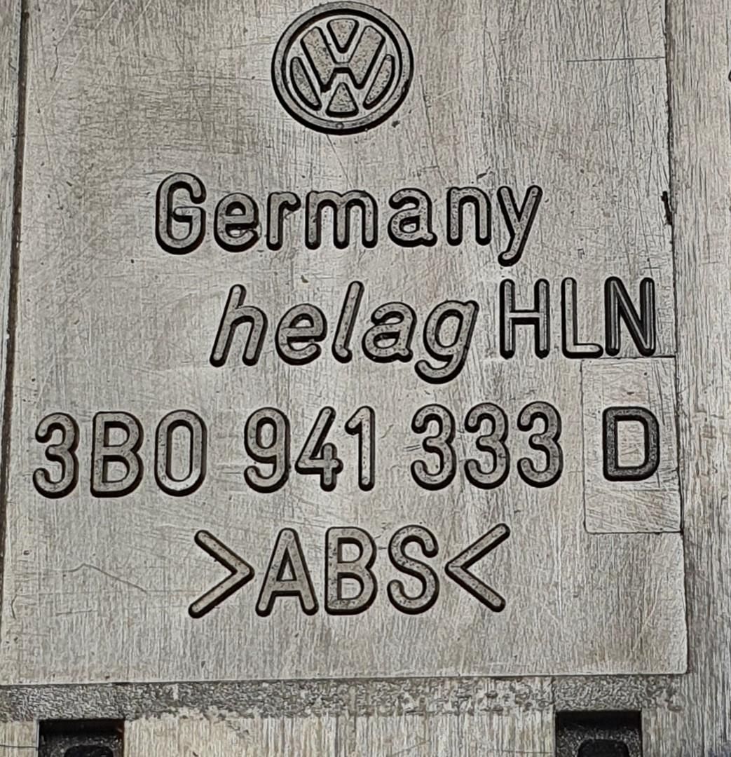 PRZEŁĄCZNIK REGULACJI ŚWIATEŁ VW PASSAT B5 3B0941333