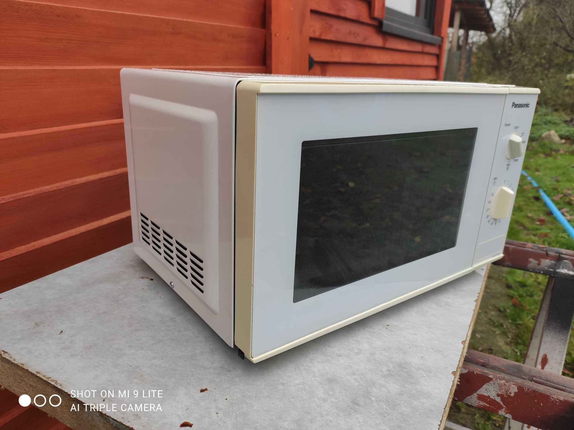 Mikrofala Panasonic 1250w