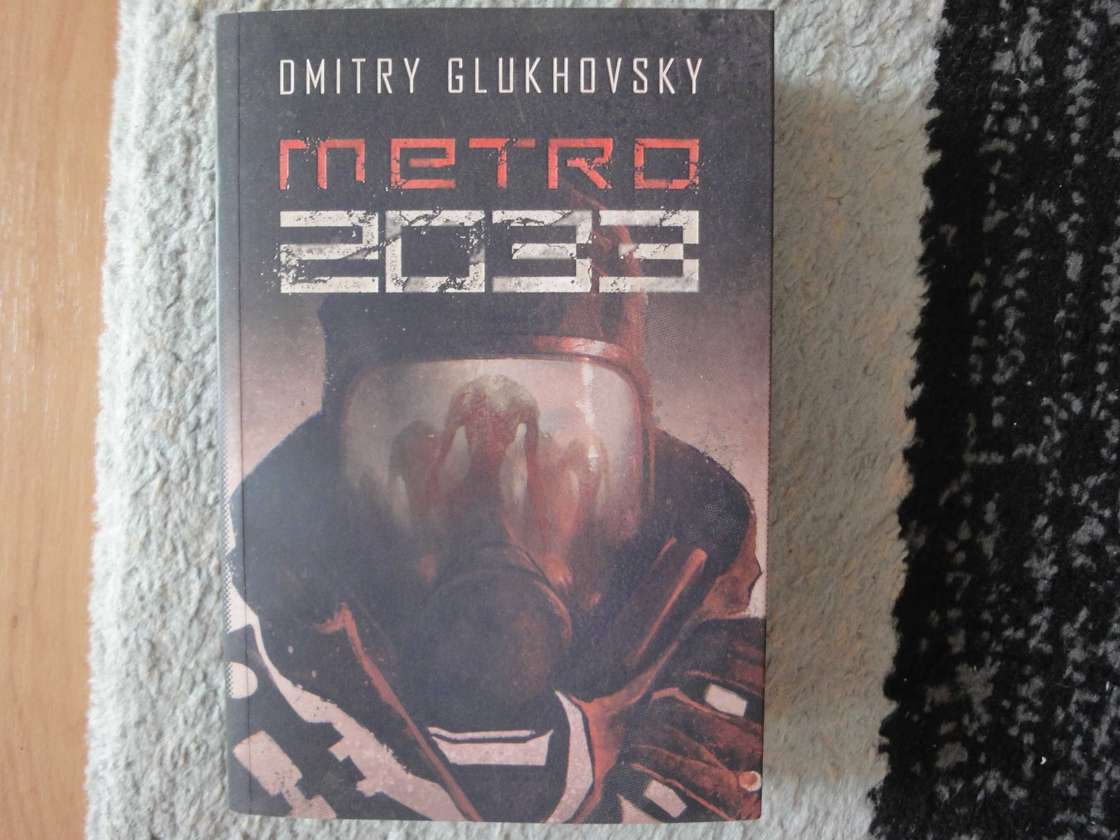 Metro 2033- Dmitry Glukhovsky -miękka okładka
