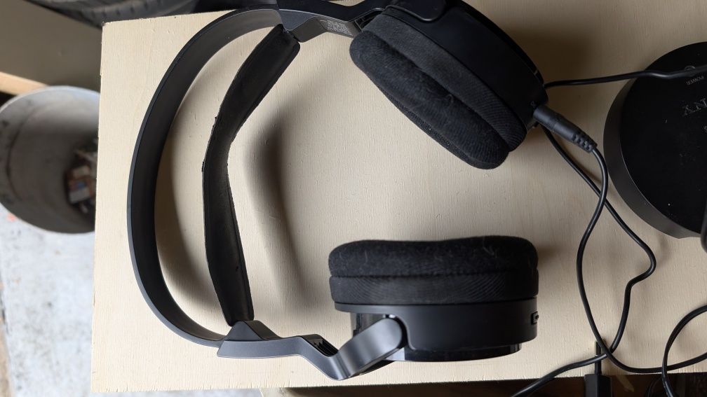 Продам навушники Sony tmr-rf810r