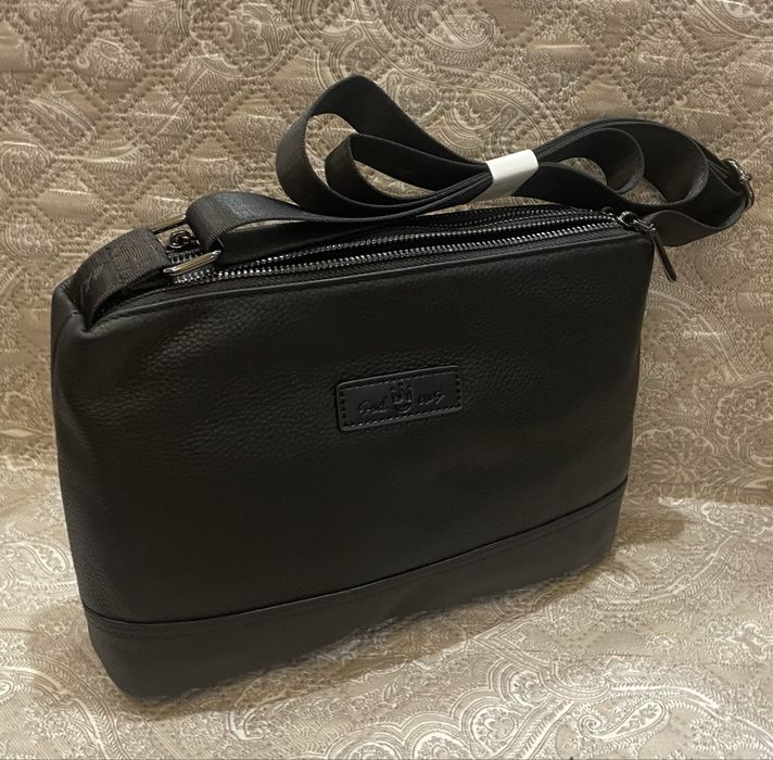 Шкіряна сумка через плече, нова