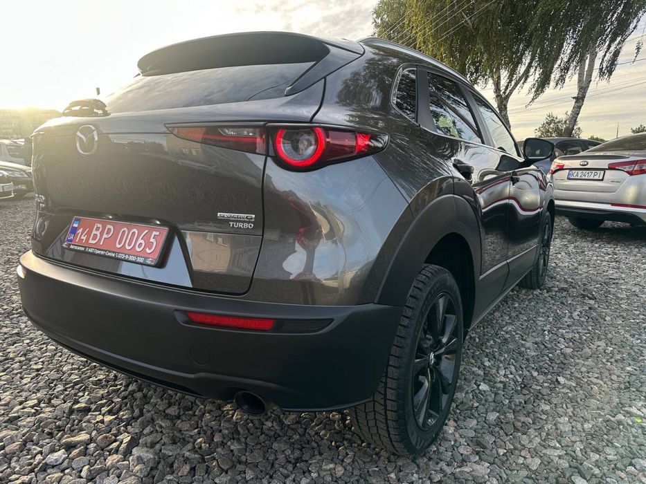 В продажі Mazda CX-30