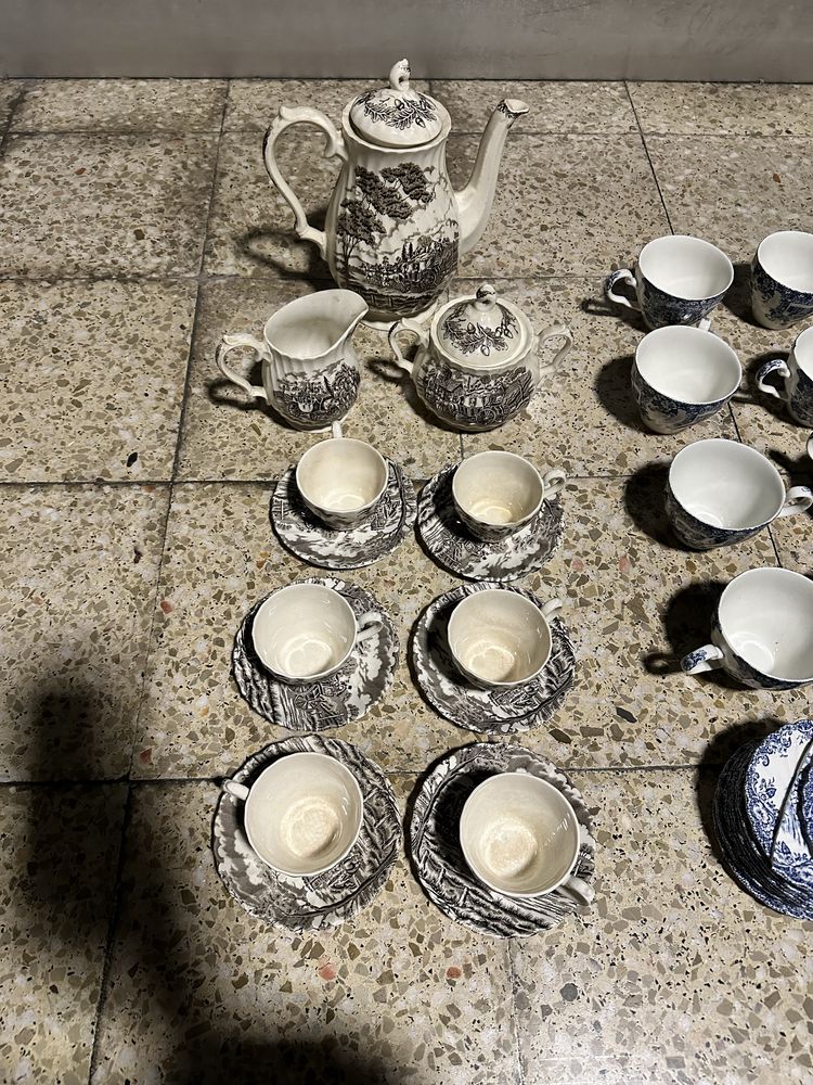 Conjunto de loiça completo de cafe em porcelana inglesa!