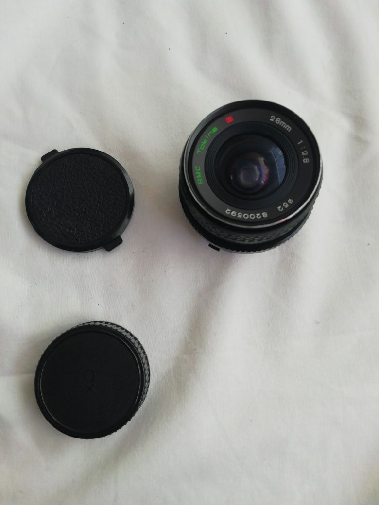 Vendo Objetiva Tokina RMC 28 mm 1:2.8 para maquinas fotográficas analó