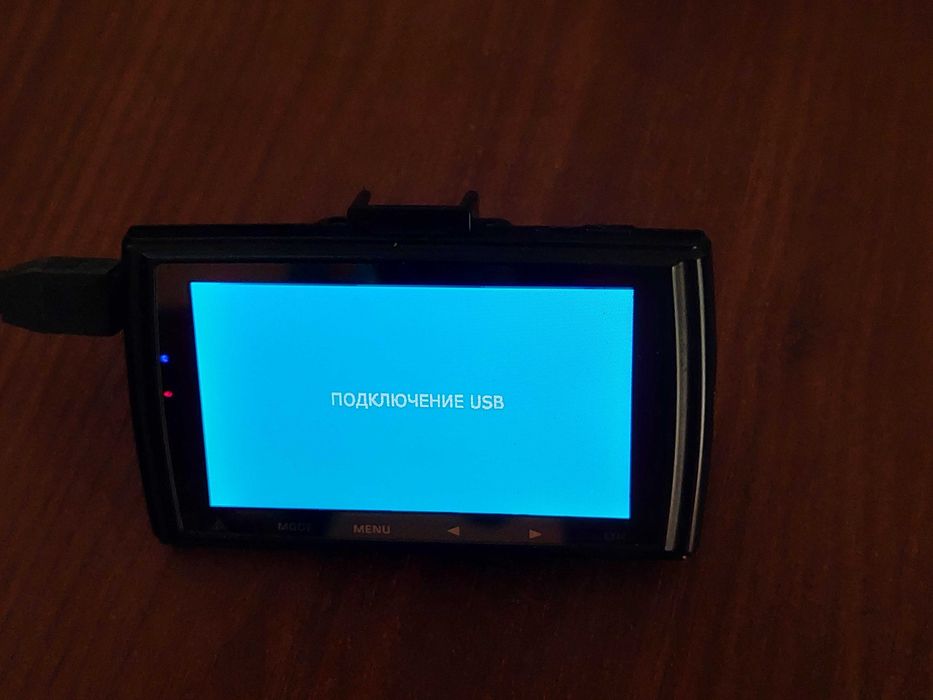 Відеореєстратор Globex GU-DVF011 (на запчастини або ремонт)