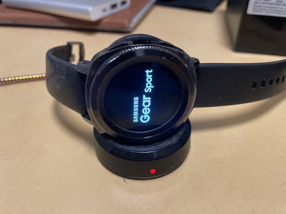 Smart watch умные часы Samsung Gear Sport