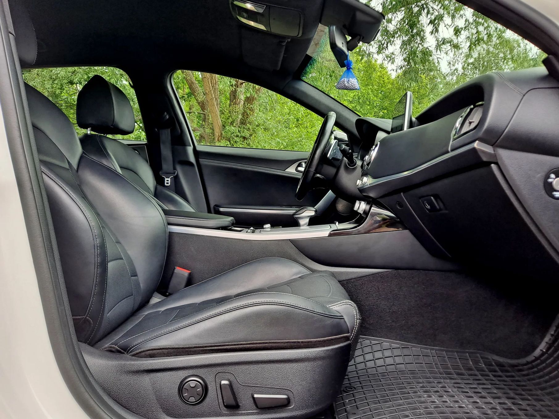 Kia Stinger AWD 3.3 Navi Kamery360 KeyLess Skóra Harman Pamięci